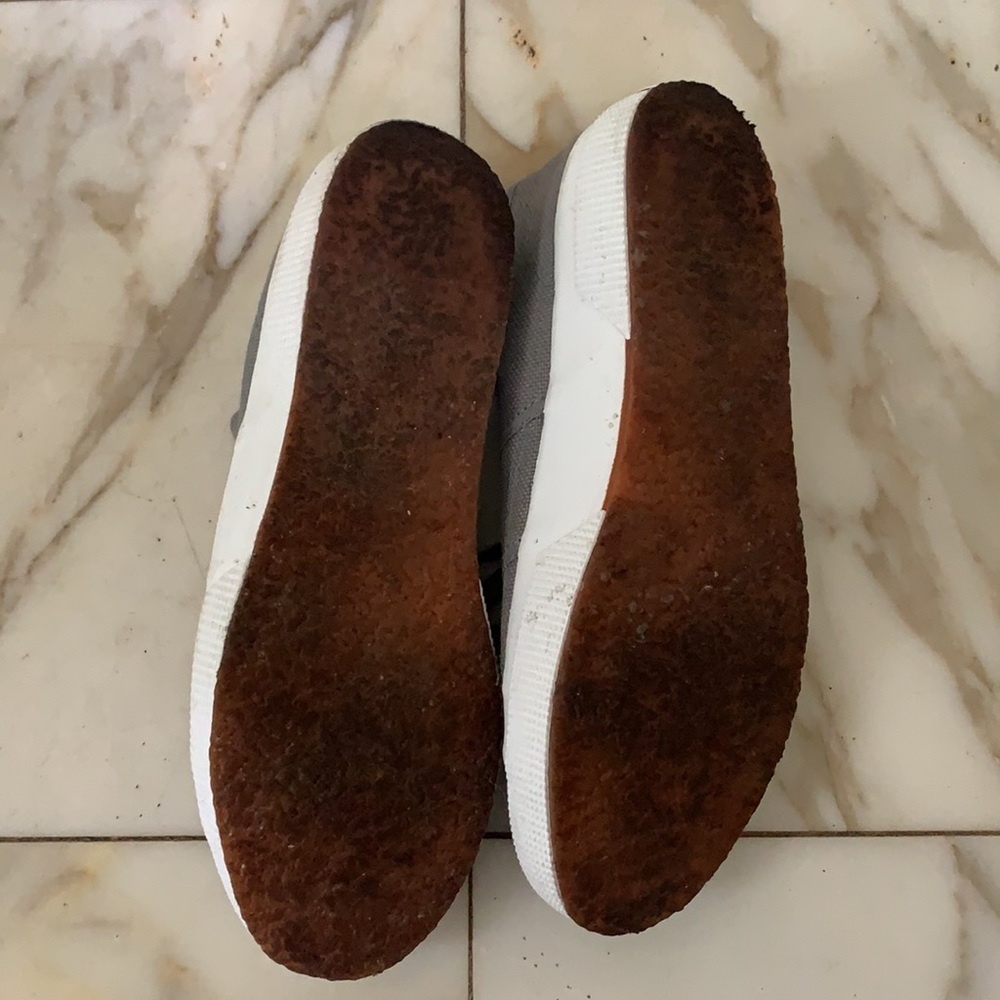 Gray Supergas - image 2